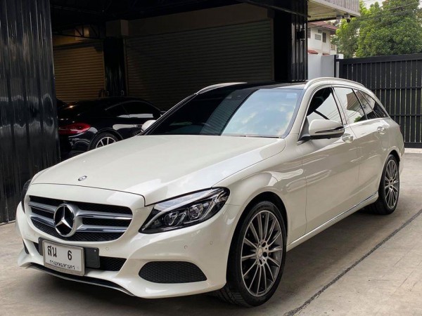 Mercedes-Benz C-Class W205 C350 ปี 2016 สีขาว