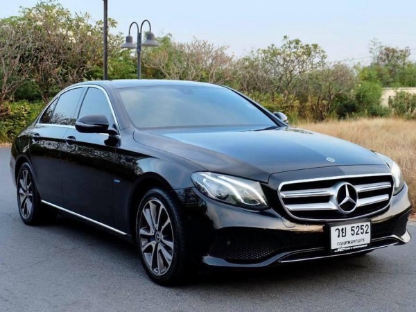 Mercedes-Benz E-Class W213 E350 ปี 2017 สีดำ