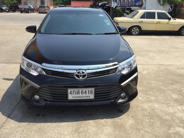 Toyota Camry ไมเนอร์เชนจ์ ปี 2016 สีดำ