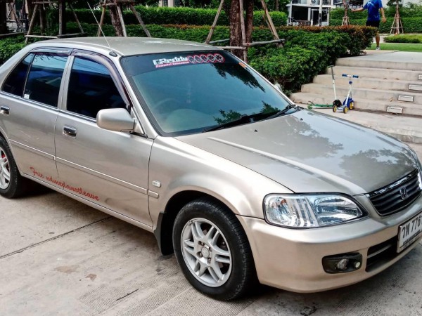 Honda City Type-Z ปี 2002 สีทอง