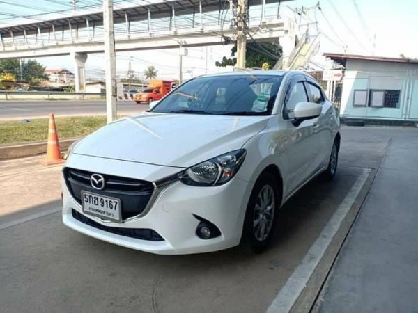Mazda 2 Sedan (4 à¸›à¸£à¸°à¸•à¸¹) à¸›à¸µ 2016 à¸ªà¸µà¸‚à¸²à¸§