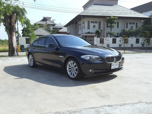 BMW 5 Series F10 525d ปี 2012 สีดำ