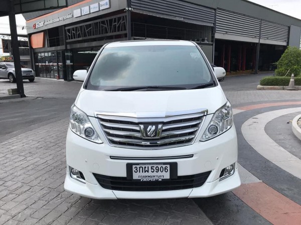 Toyota Alphard ปี 2014 สีขาว