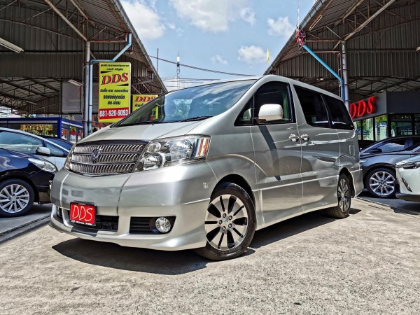 Toyota Alphard ปี 2004 สีเงิน