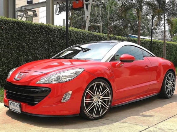 Peugeot RCZ ปี 2012 สีแดง