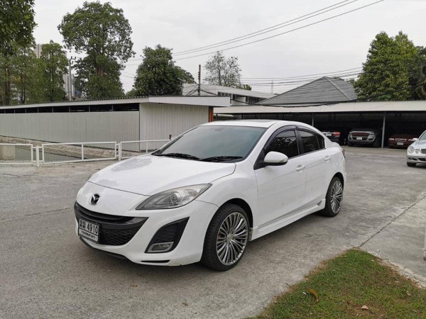 Mazda 3 ปี 2012 สีขาว