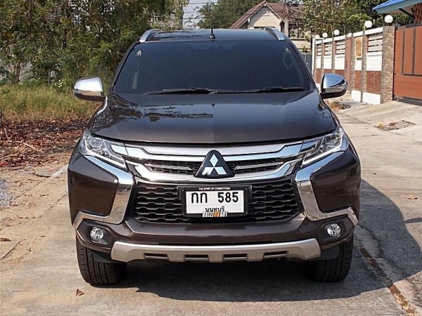 Mitsubishi Pajero Sport ปี 2016 สีน้ำตาล