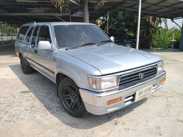 Toyota Hilux Mighty-x ปี 1998 สีเงิน