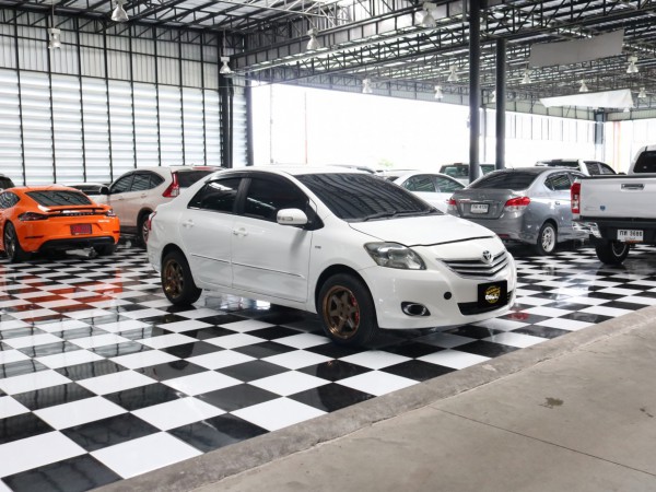 Toyota Vios ปี 2012 สีขาว