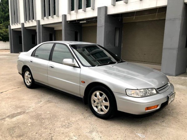 Honda Accord Gen 5 ปี 1994 สีเงิน