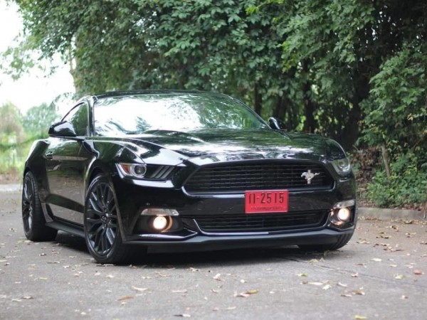 Ford Mustang ปี 2017 สีดำ