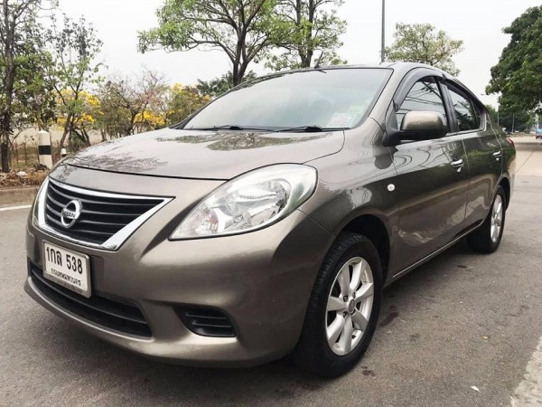 Nissan Almera ปี 2013 สีเทา