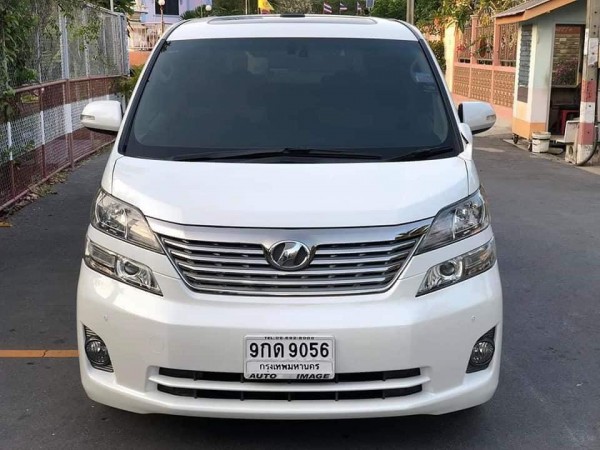 Toyota Vellfire ปี 2010 สีขาว