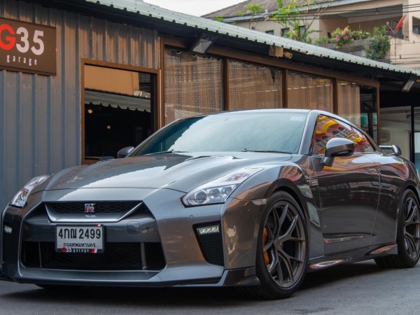 Nissan GT-R (R35) ปี 2010 สีเทา