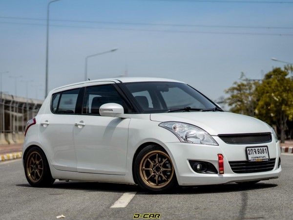 Suzuki Swift ปี 2013 สีขาว