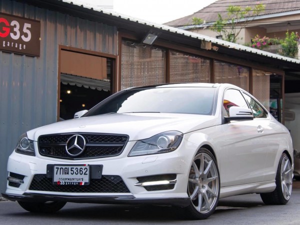 Mercedes-Benz C180 ปี 2013 สีขาว