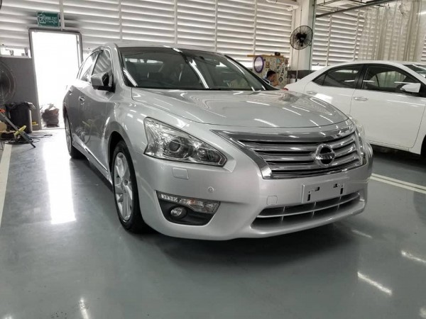 Nissan Teana L33 ปี 2015 สีเทา