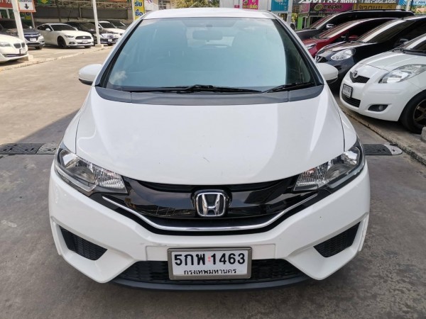 Honda Jazz GK ปี 2016 สีขาว