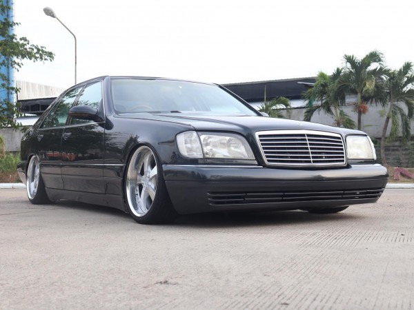 Mercedes-Benz S-Class W140 S280 ปี 1996 สีเทา