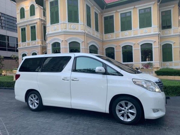 Toyota Alphard ปี 2008 สีขาว