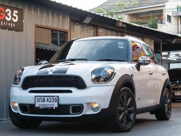 Mini Countryman R60 ปี 2015 สีขาว