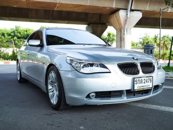 BMW 5 Series E60 525i ปี 2004 สีเงิน