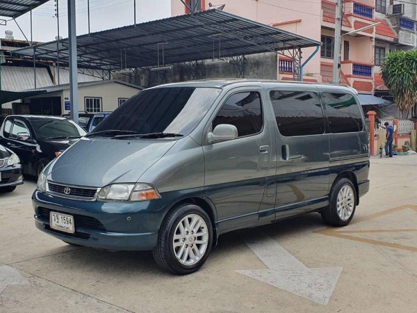 Toyota Granvia ปี 1996