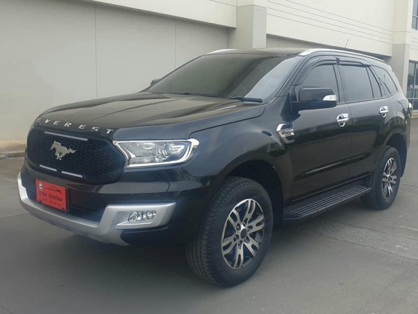 Ford Everest ปี 2016 สีดำ