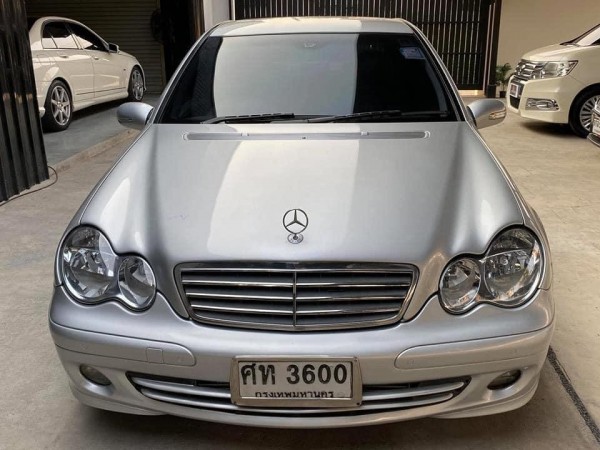 Mercedes-Benz C-Class W203 C180 ปี 2005 สีเงิน