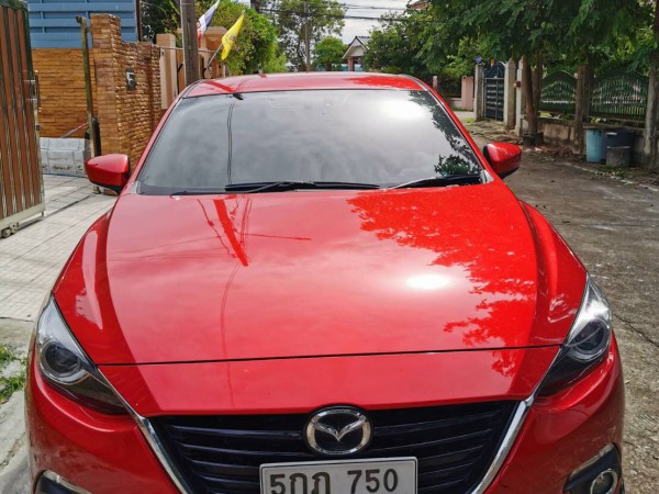 Mazda 3 ปี 2016 สีแดง