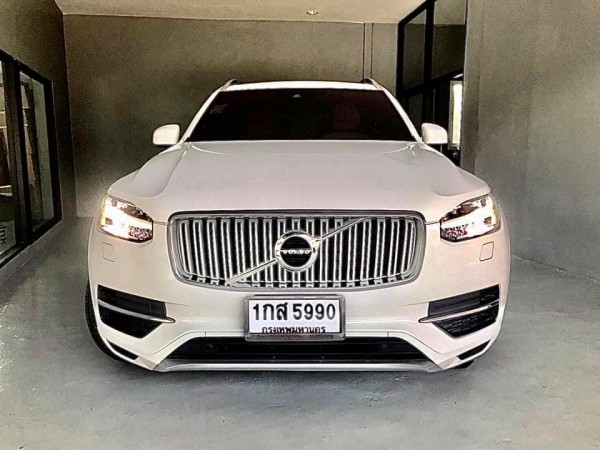 Volvo XC90 ปี 2017 สีขาว