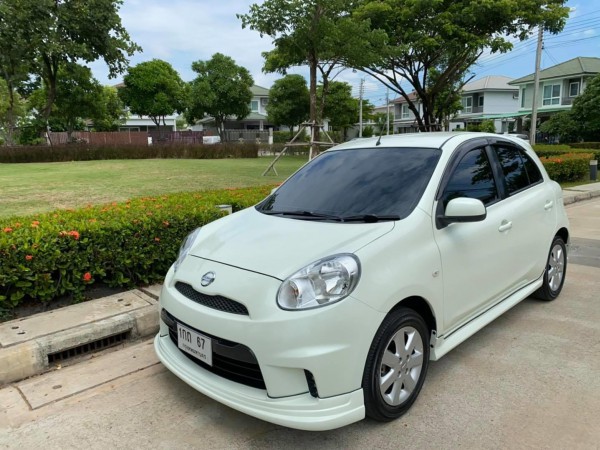 Nissan March 1.2 VL nismo sports ปี 13