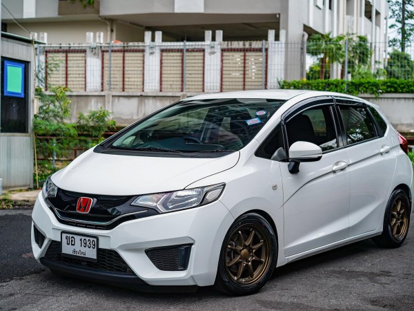 ?Honda Jazz Gk 2016 AT?