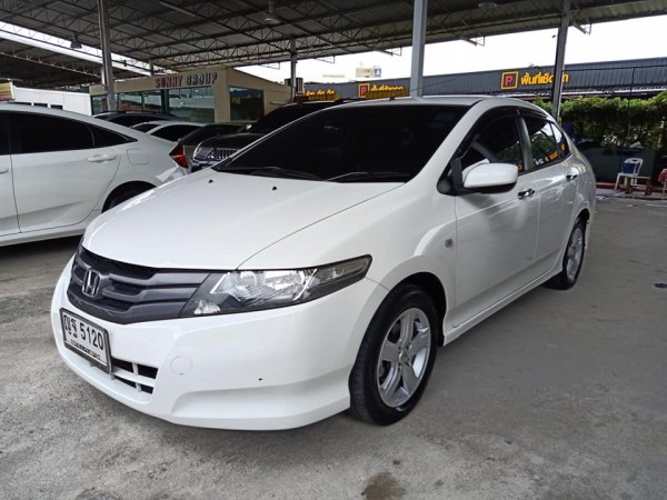 Honda City ปี 2010 สีขาว