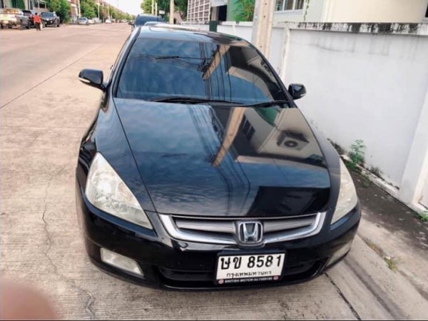 ขายครับ Accord 3.0 V6 Sunroof LPG ถังโดนัท