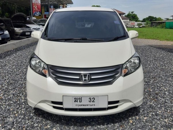 Honda FREED 1.5 SE ปี 2012 เกียร์ออโต้