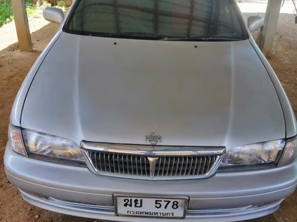 รถเก๋ง​ Nissan SUNNY​ supersaloon​ สภาพสวยๆเลยจ้าา