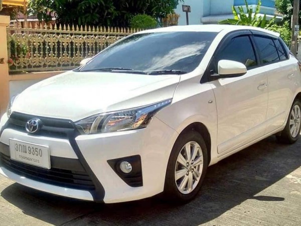 TOYOTA YARIS 1.2 สีขาว ปี2014