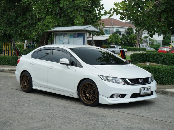 Honda Civic FB 1.8E Auto Minor Change ปี2013