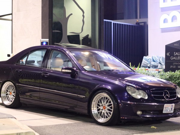 ขาย Benz w203 c200 avantgrade ประกอบนอกแท้ หลังคาแก้วซันรูฟ