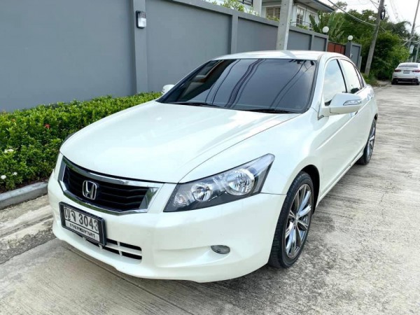 ?? Honda Accord G8 2.0 EL ปี 2010 สีขาวมุก??