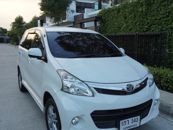 TOYOTA AVANZA 2013 1.5 S AUTO รุ่น TOP