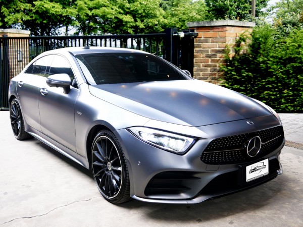 Benz CLS 300d Edition1 Yr. 2018 ถ้าขับ CLS ธรรมดาโลกไม่จำ แนะนำคันนี้จ้า สีพิเศษมีเฉพาะ Edition 1 เท่านั้น