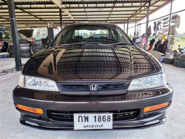 HONDA. ACCORD. 97 ไฟท้ายสองก้อน