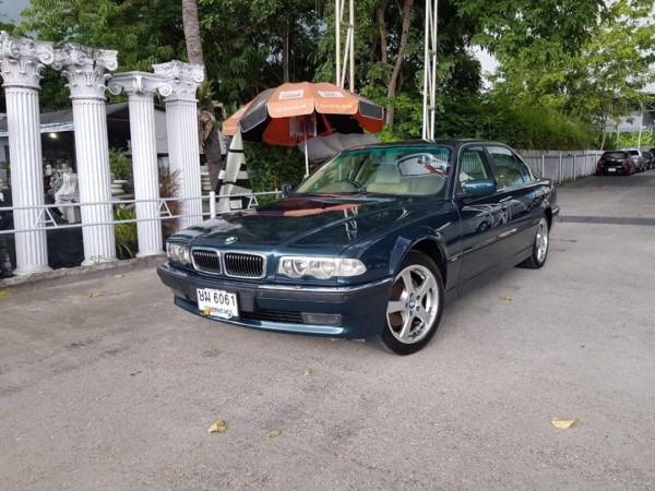 ขายBMW 7 Series 740 iL E38 ปี 2001 สีเขียว