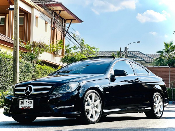 Mercedes Benz C180 Coupe AMG อย่ารอช้า