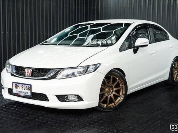 2013 HONDA CIVIC 1.8 E NAVI