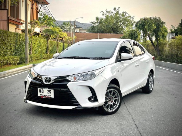 Toyota Yaris ATIV 8พันโล นิยามความใหม่เลยจ้า