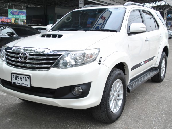 2014 TOYOTA FORTUNER 3.0V auto