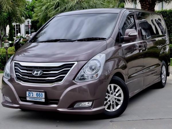 Hyundai H-1 ปี 2016